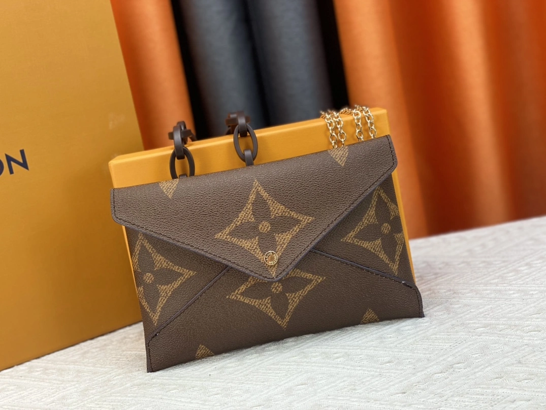 Popular 6124 Louis Vuitton AAA Quality Wallets For Women - Image 5