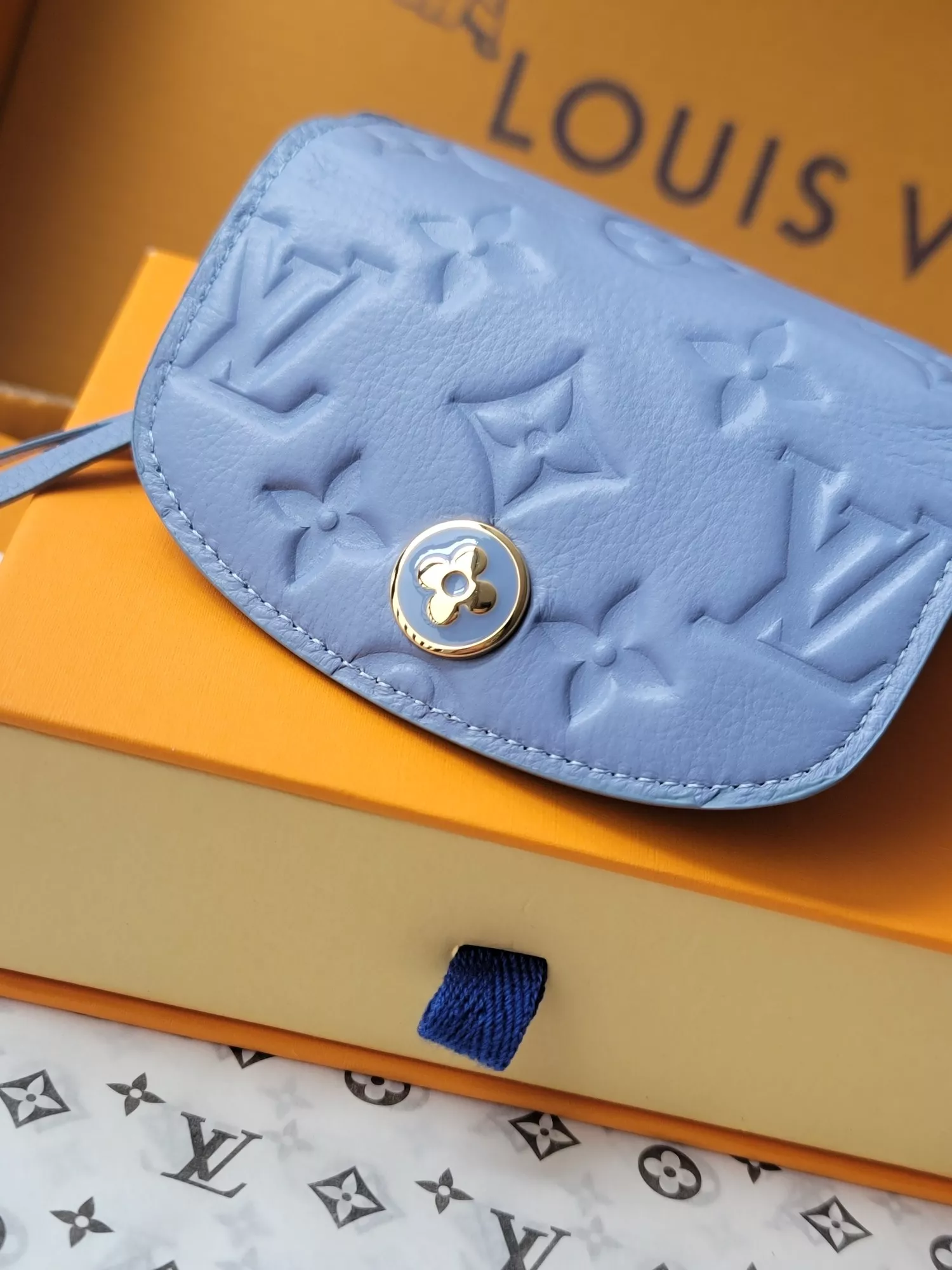 Refined 6353 Louis Vuitton AAA Quality Card Case - Image 3