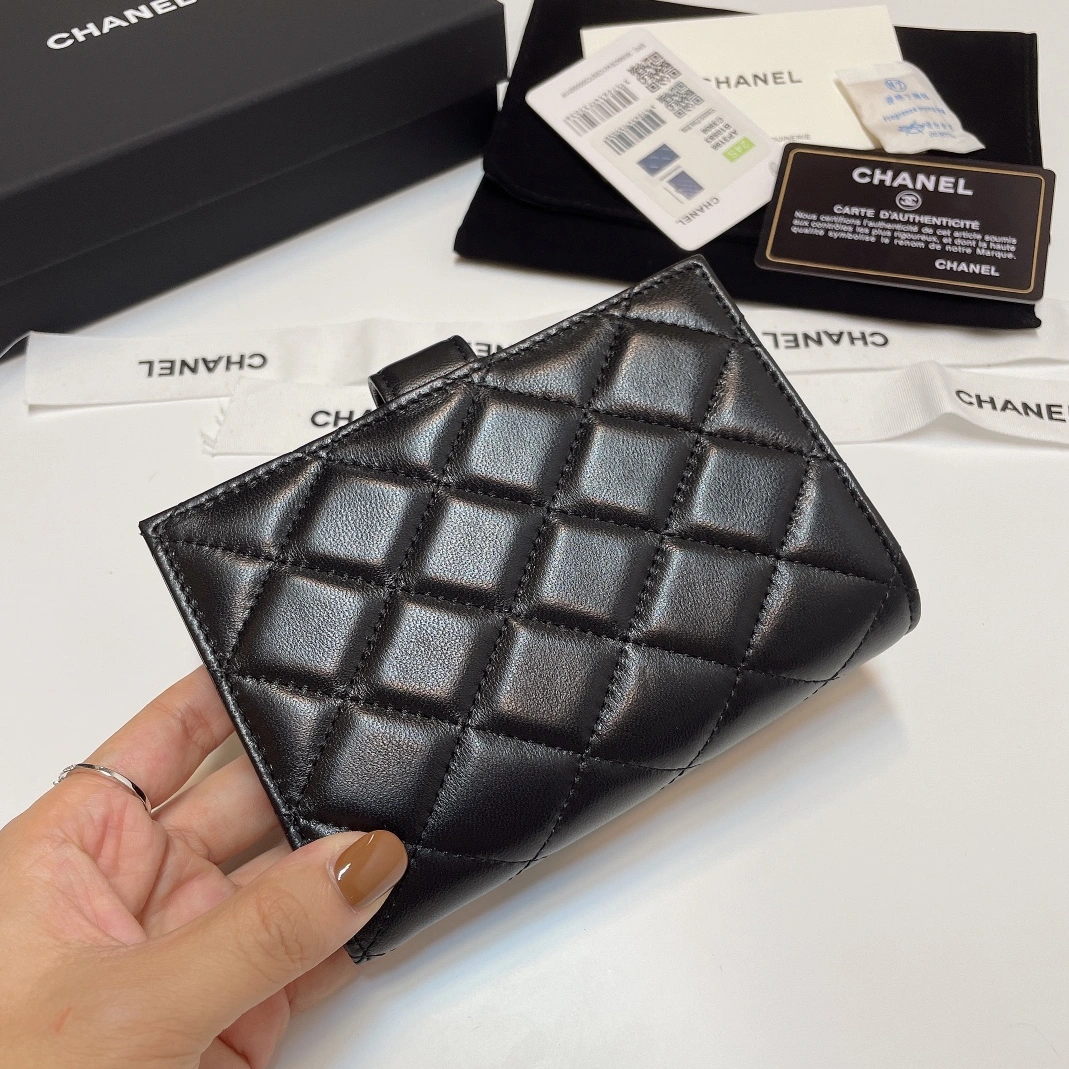 Resilient 1777 Chanel AAA Quality Wallets - Image 3