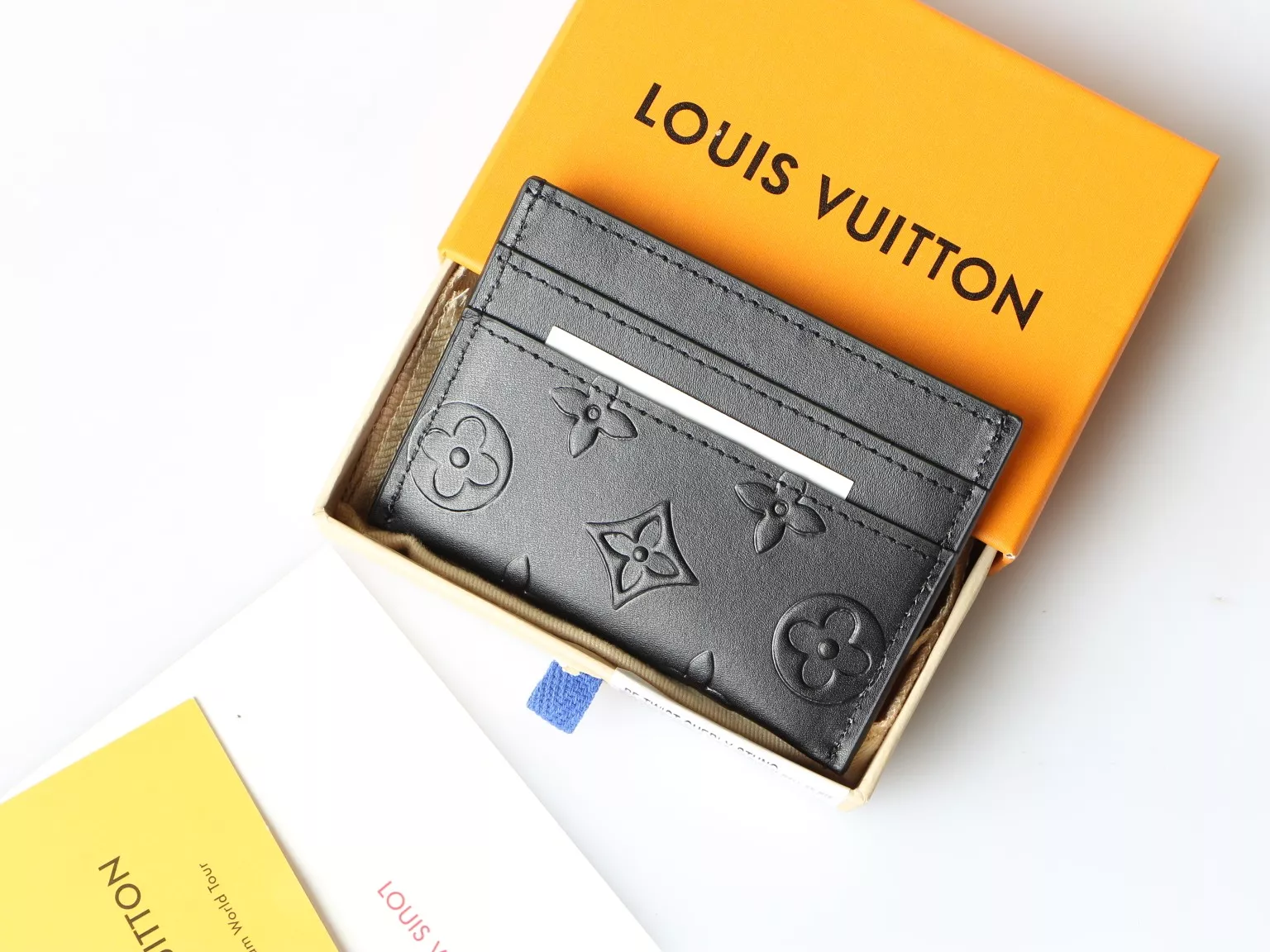 Resilient 8452 Louis Vuitton LV Card Case - Image 4