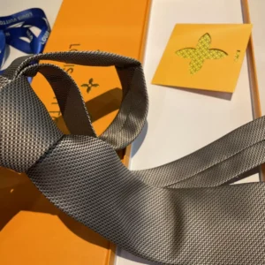 Sleek 4479 Louis Vuitton LV Necktie
