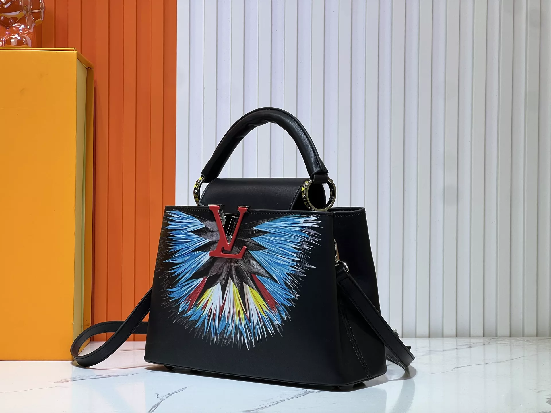 Soft 636 Louis Vuitton AAA Quality Messenger Bags For Women