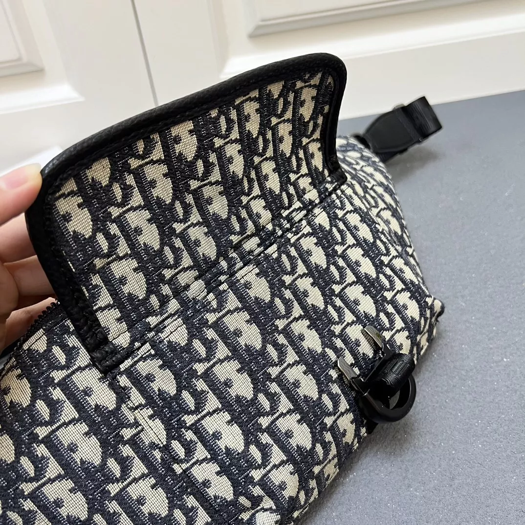 Sophisticated 3645 Christian Dior AAA Quality Belt Bags For Unisex - Image 7