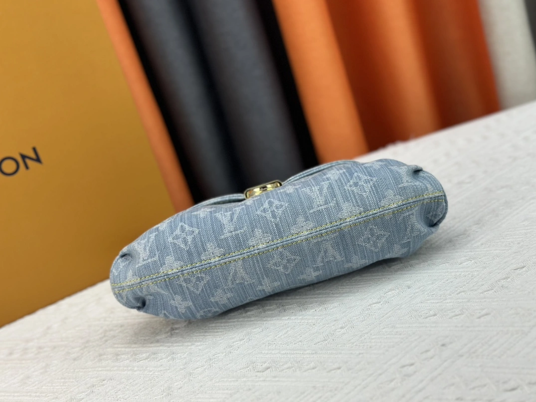 TopPick 9053 Louis Vuitton AAA Quality Shoulder Bags For Women - Image 5