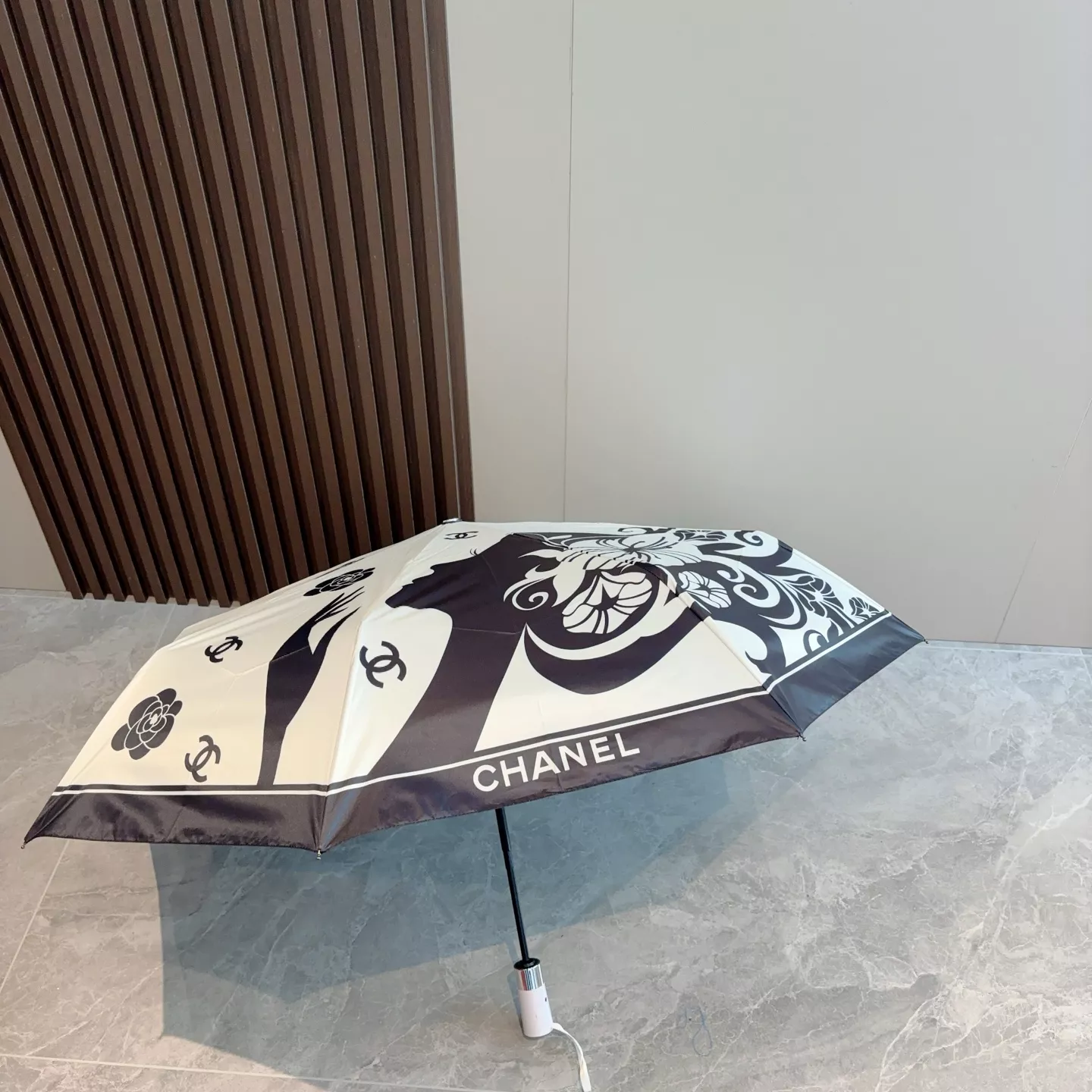 Trendsetting 8630 Chanel Umbrellas