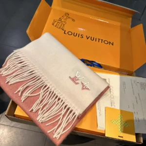 Trendy 1543 Louis Vuitton Scarf For Women