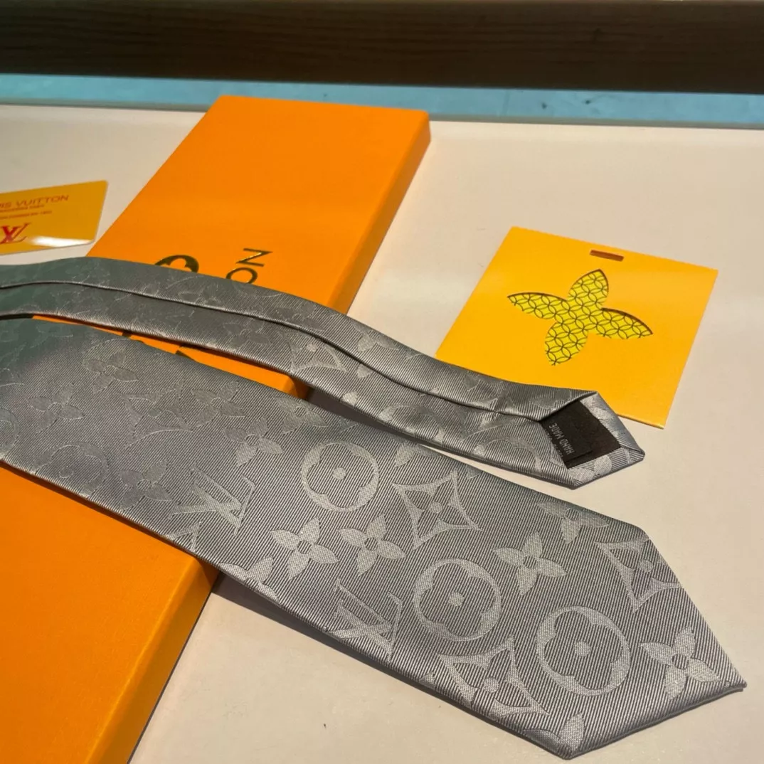 Versatile 9249 Louis Vuitton LV Necktie - Image 4