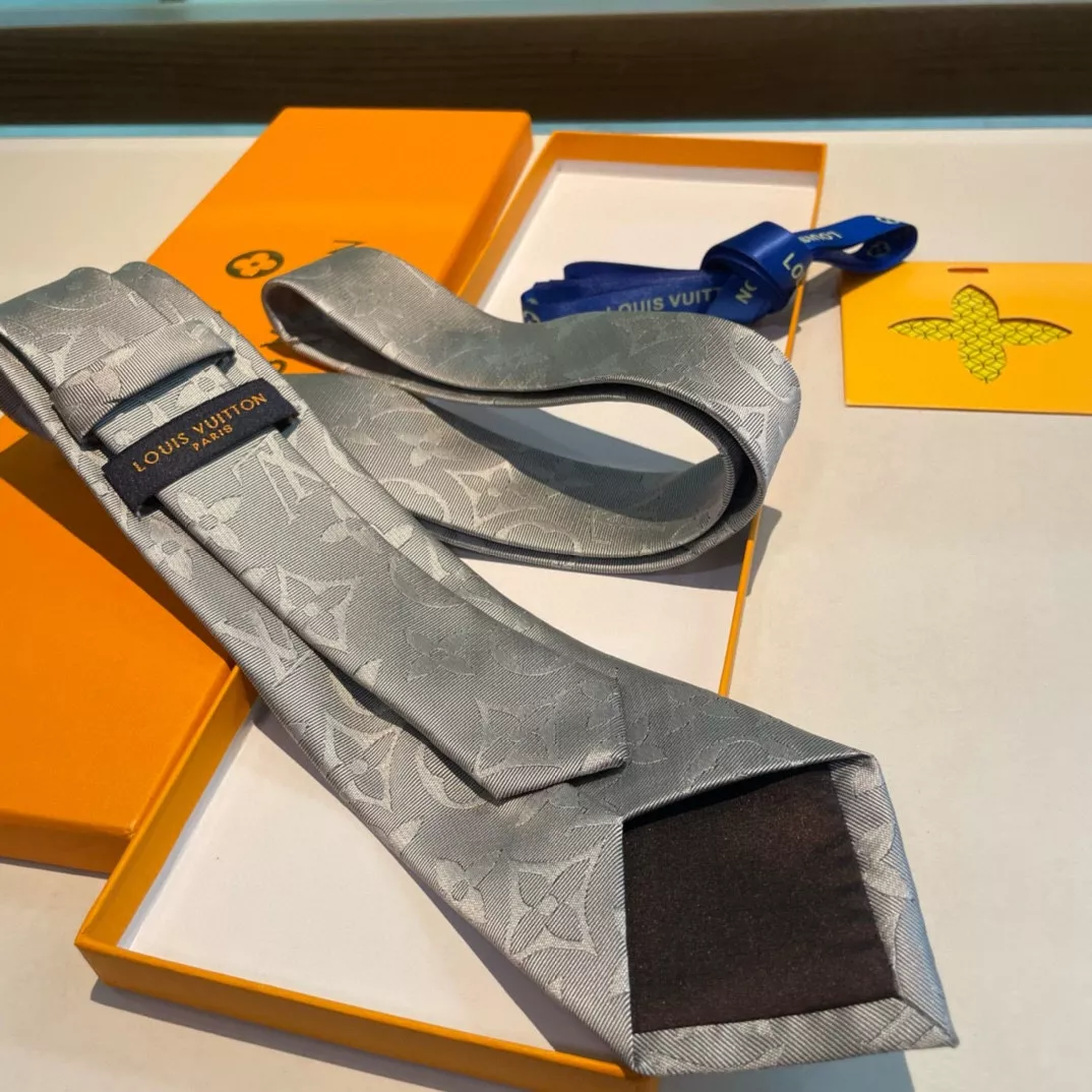 Versatile 9249 Louis Vuitton LV Necktie - Image 6
