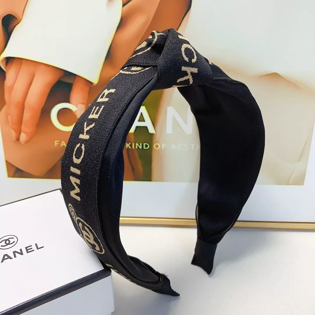 WellDesigned 5204 Chanel Headband For Women - Image 5