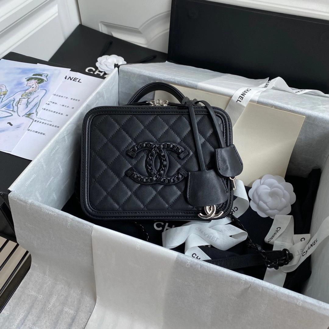 Affordable CHANEL VANITY CASE 1279