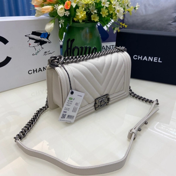 EasyMatch CHANEL BOY BAG 193 - Image 4