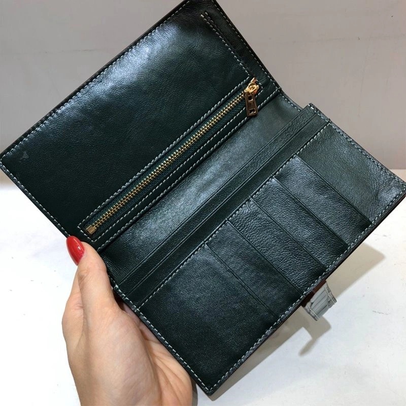 Hermes Bearn Wallet Alligator Leather Gold Hardware In Green - Image 3