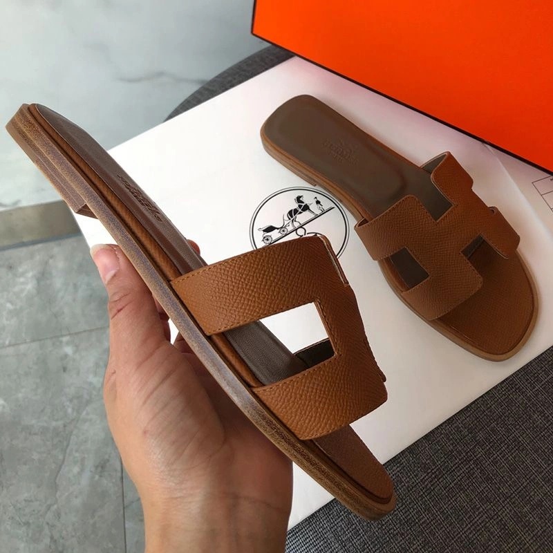 Hermes Oran Slides Women Grain Calfskin In Brown - Image 3