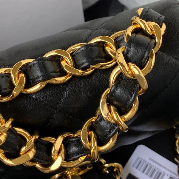 CHANEL SMALL FLAP BAG WellDesigned 413 - Image 4