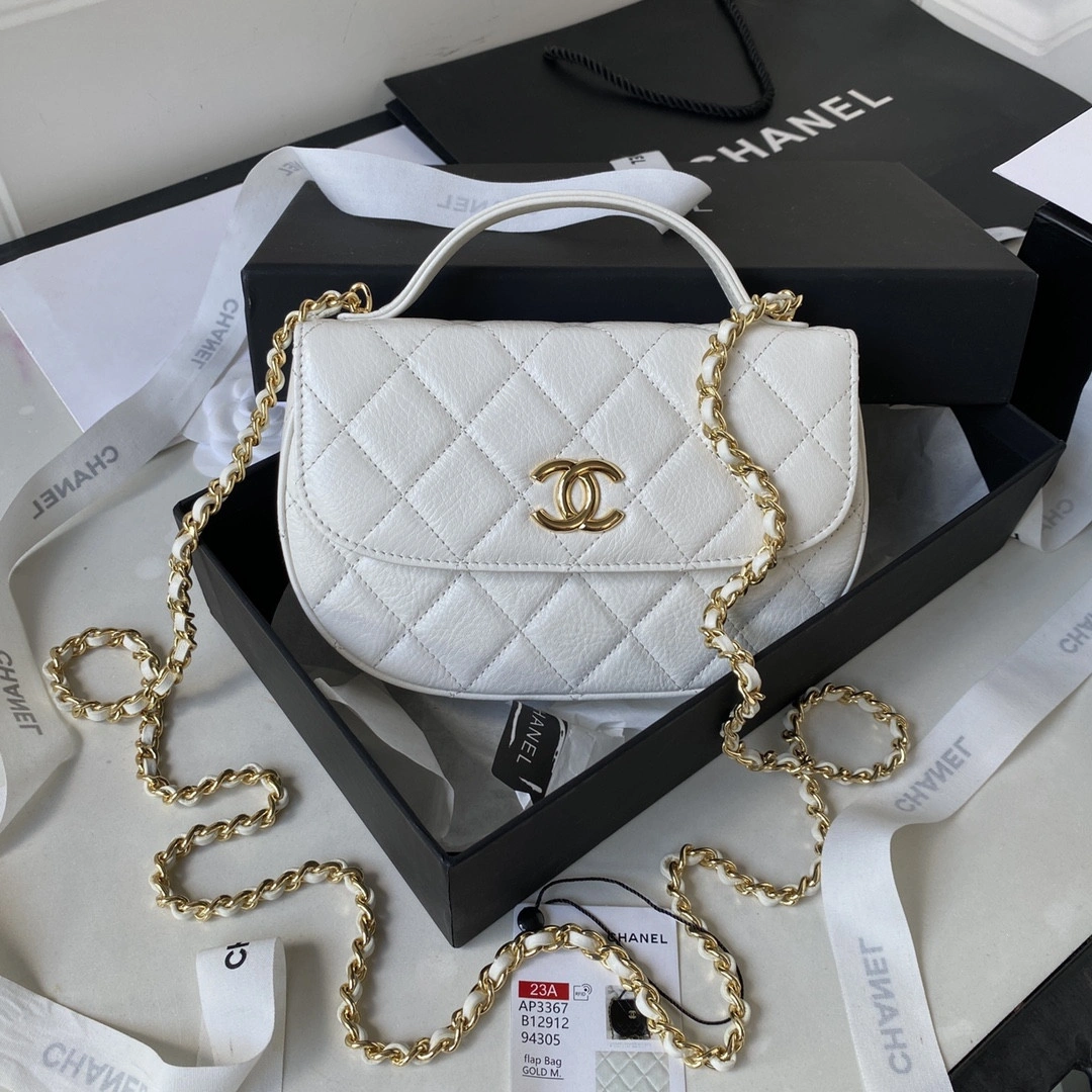 CHANEL CHANELUTCH WITH CHAIN GoAnywhere 955 - Image 3
